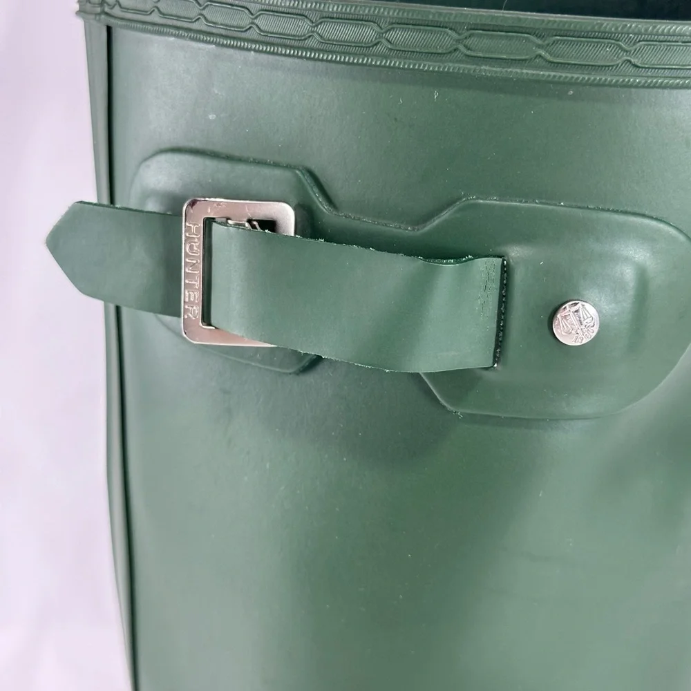 #188 Hunter Women's Original Tall Rain Boots - Green US 5 EUR 36